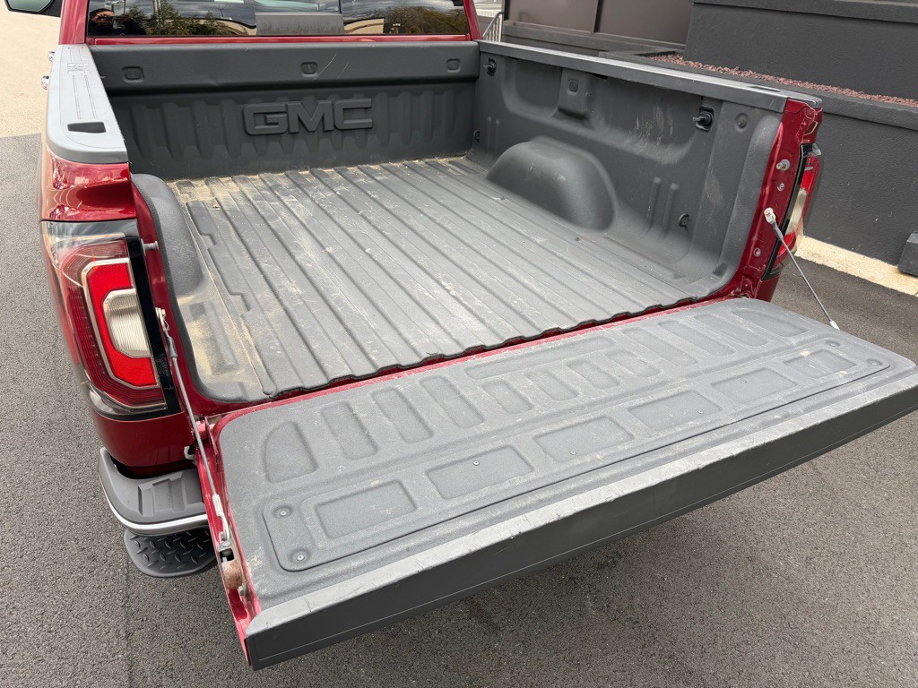 2016 GMC Sierra Image 21