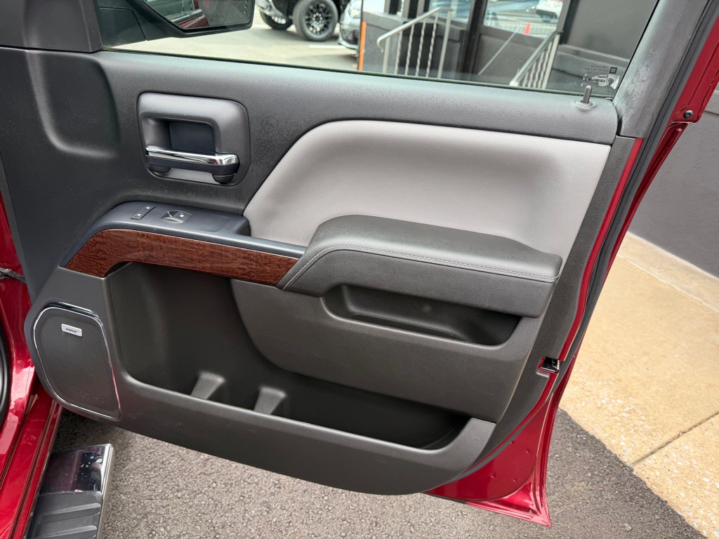 2016 GMC Sierra Image 24