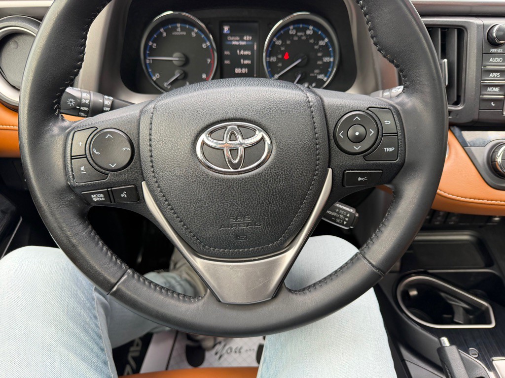 2018 Toyota Rav4 Image 16