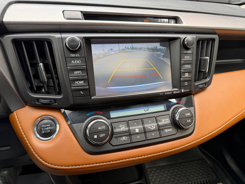 2018 Toyota Rav4 Image 17