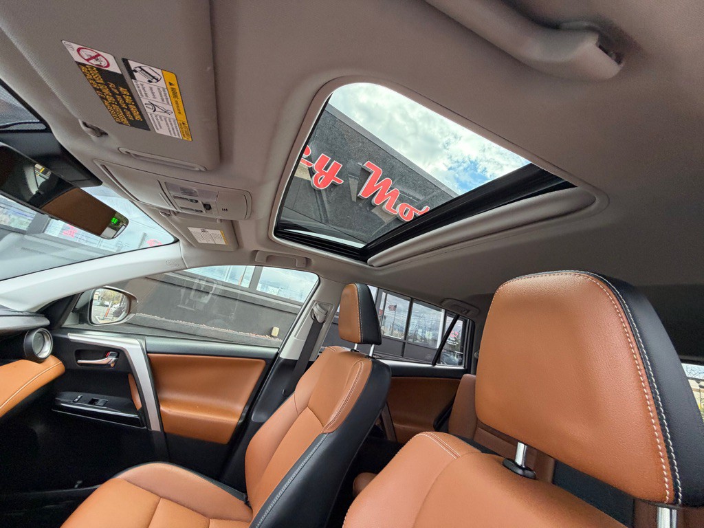 2018 Toyota Rav4 Image 20