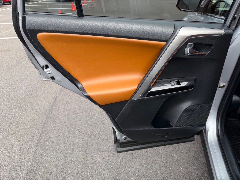 2018 Toyota Rav4 Image 21