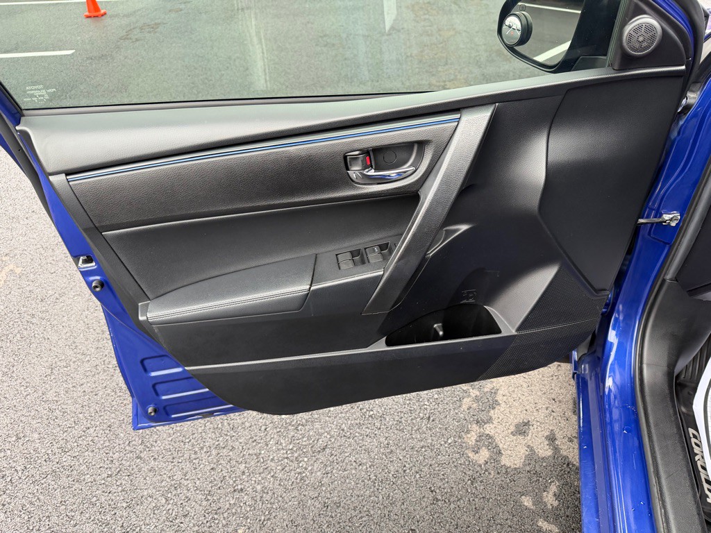 2019 Toyota Corolla Image 12