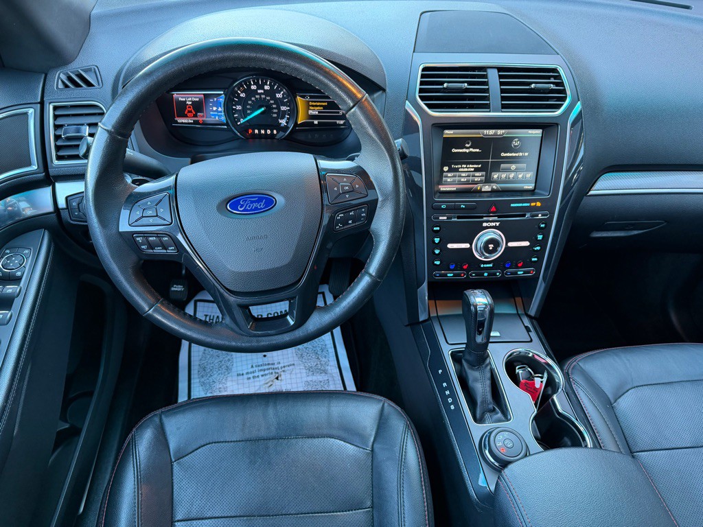 2016 Ford Explorer Image 11