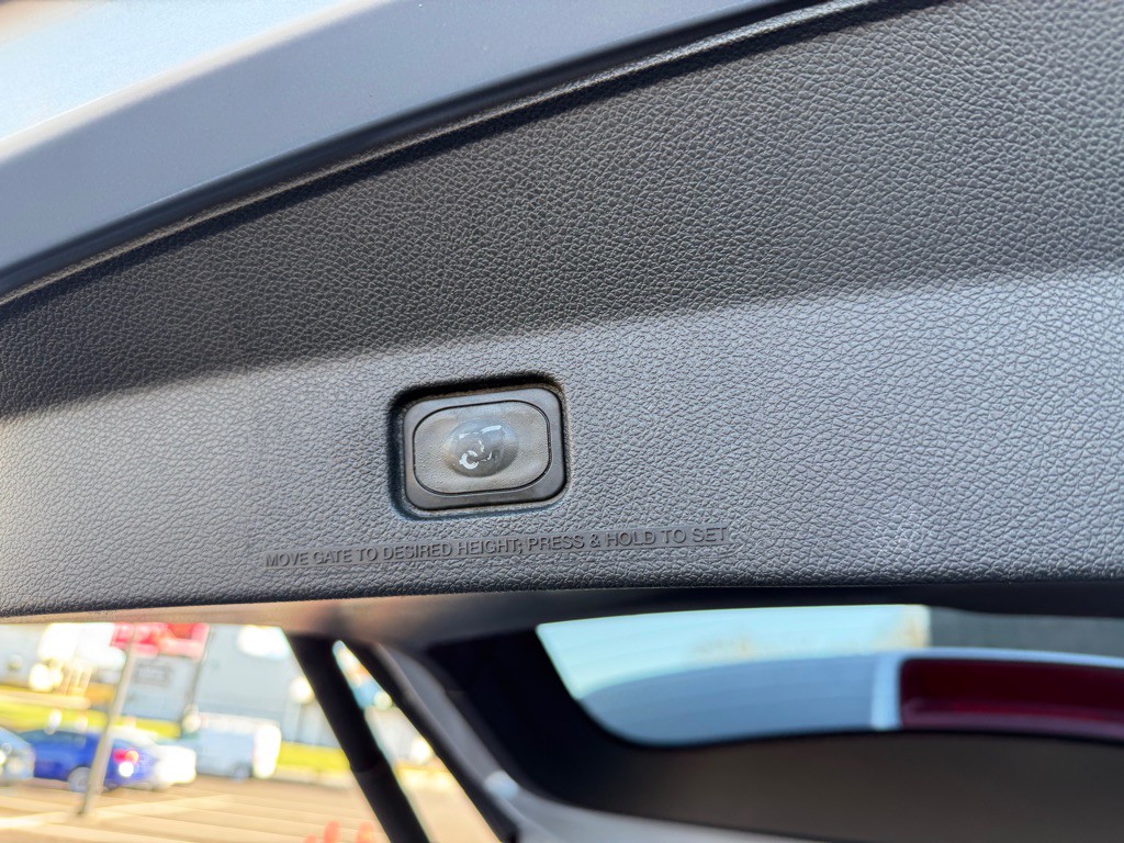 2016 Ford Explorer Image 26