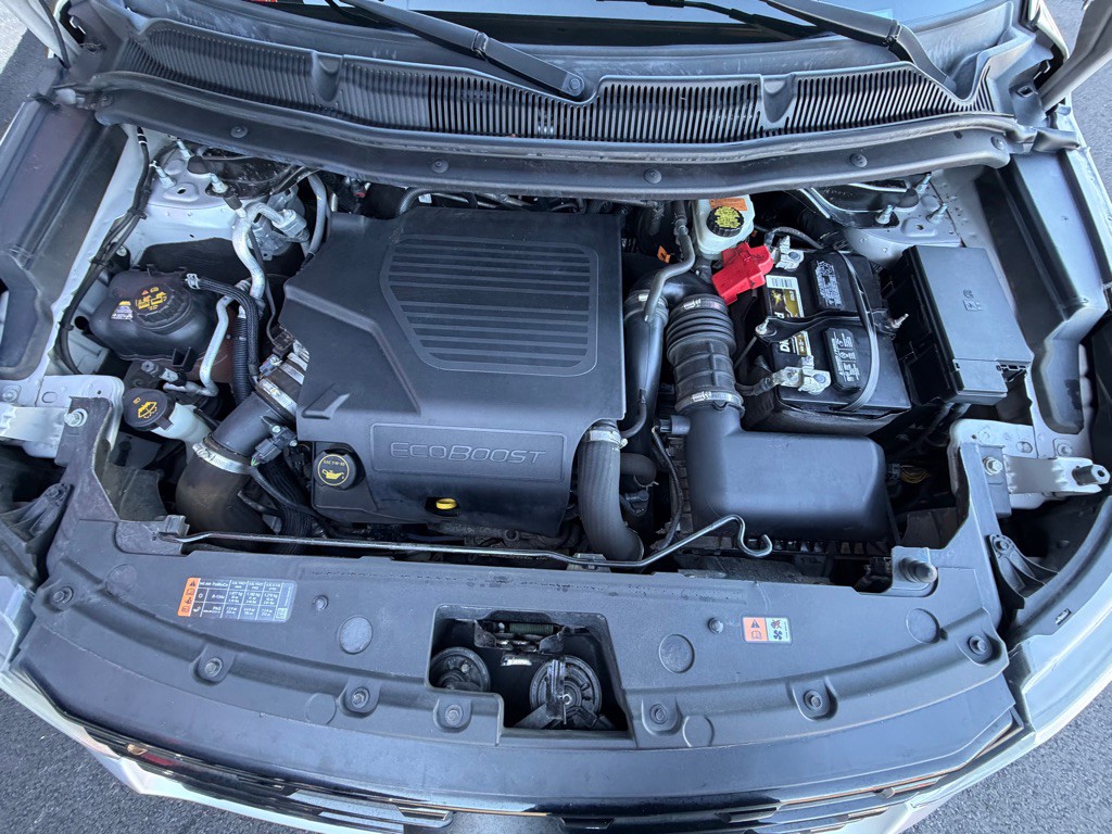 2016 Ford Explorer Image 32