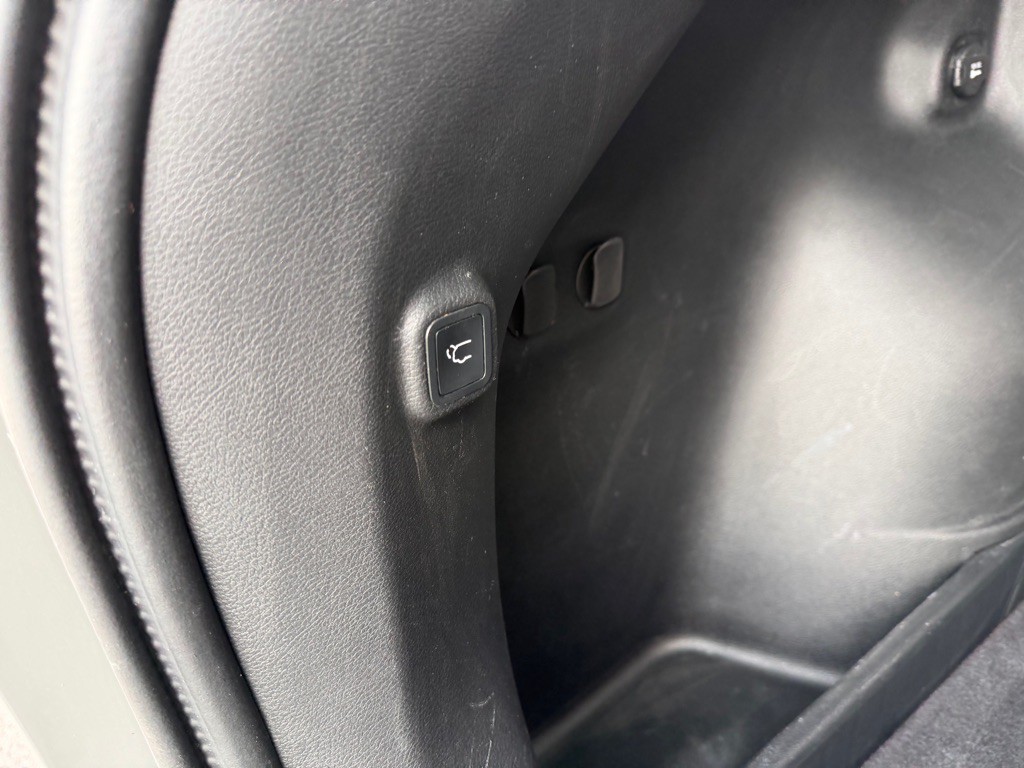 2019 Jeep Cherokee Image 22