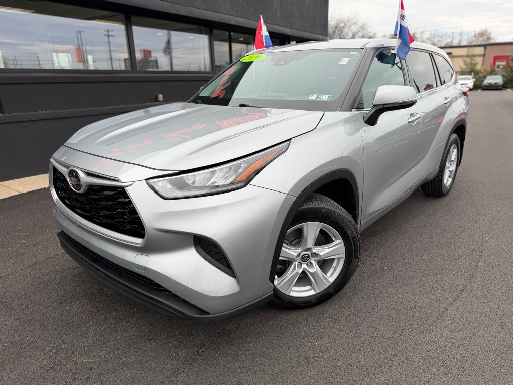 2020 Toyota Highlander Image 2