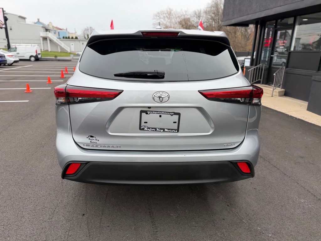 2020 Toyota Highlander Image 5