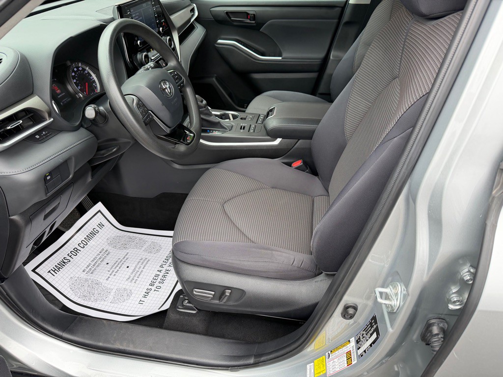 2020 Toyota Highlander Image 12