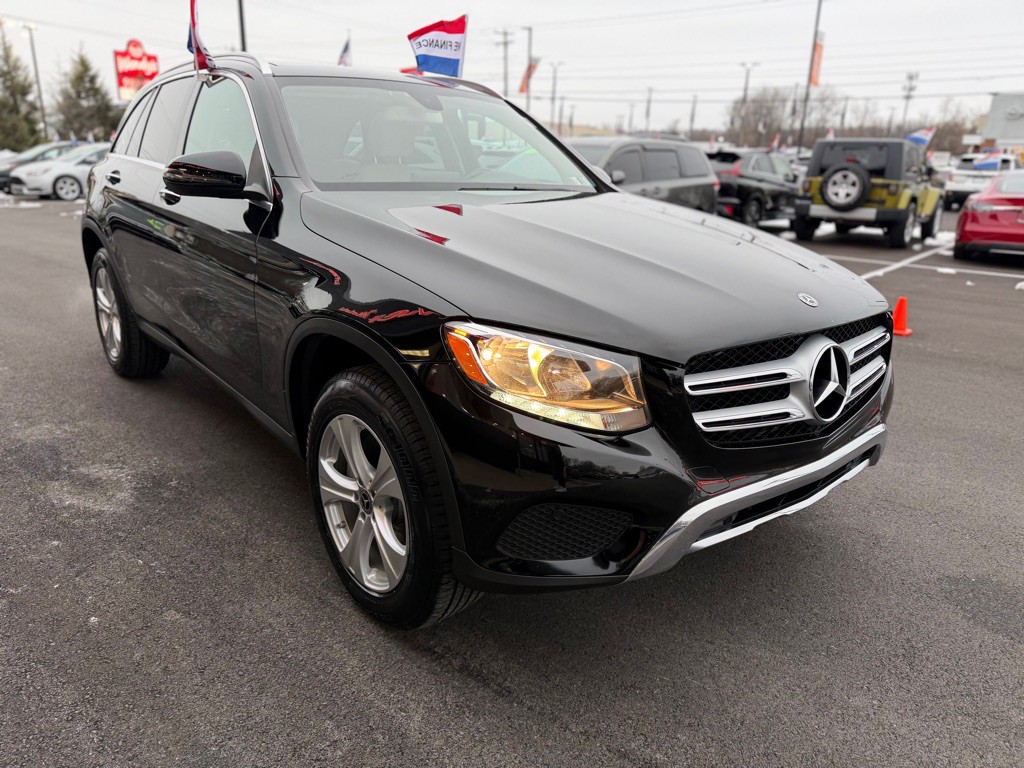 2018 Mercedes-Benz GLC-Class Image 7