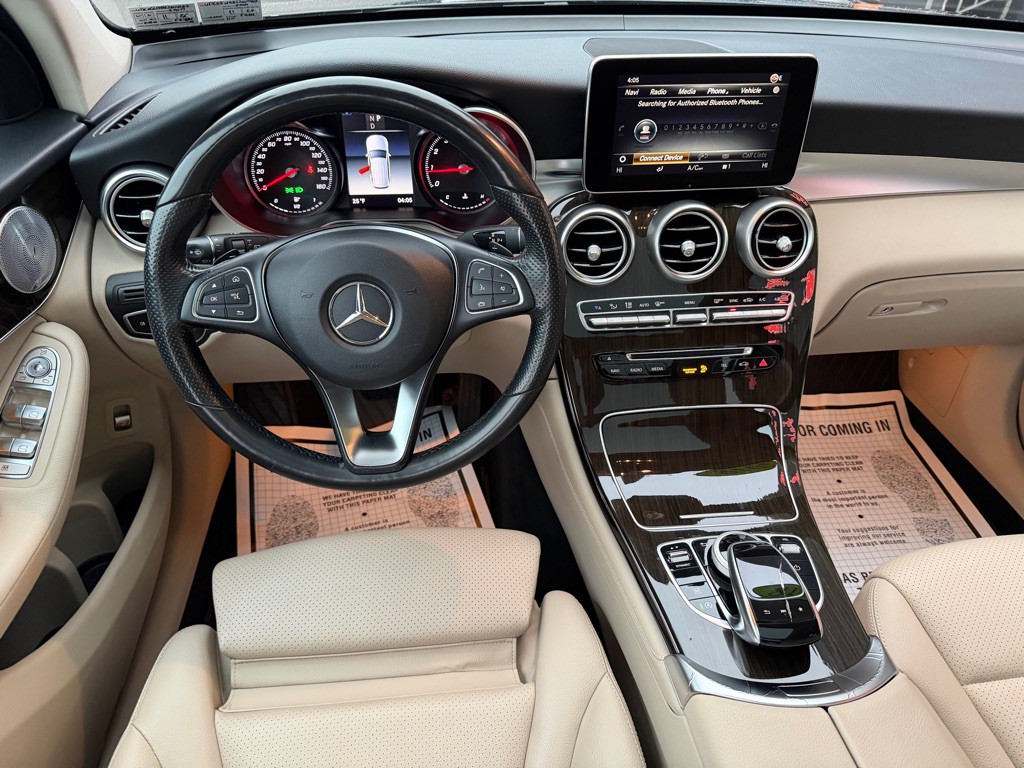 2018 Mercedes-Benz GLC-Class Image 36
