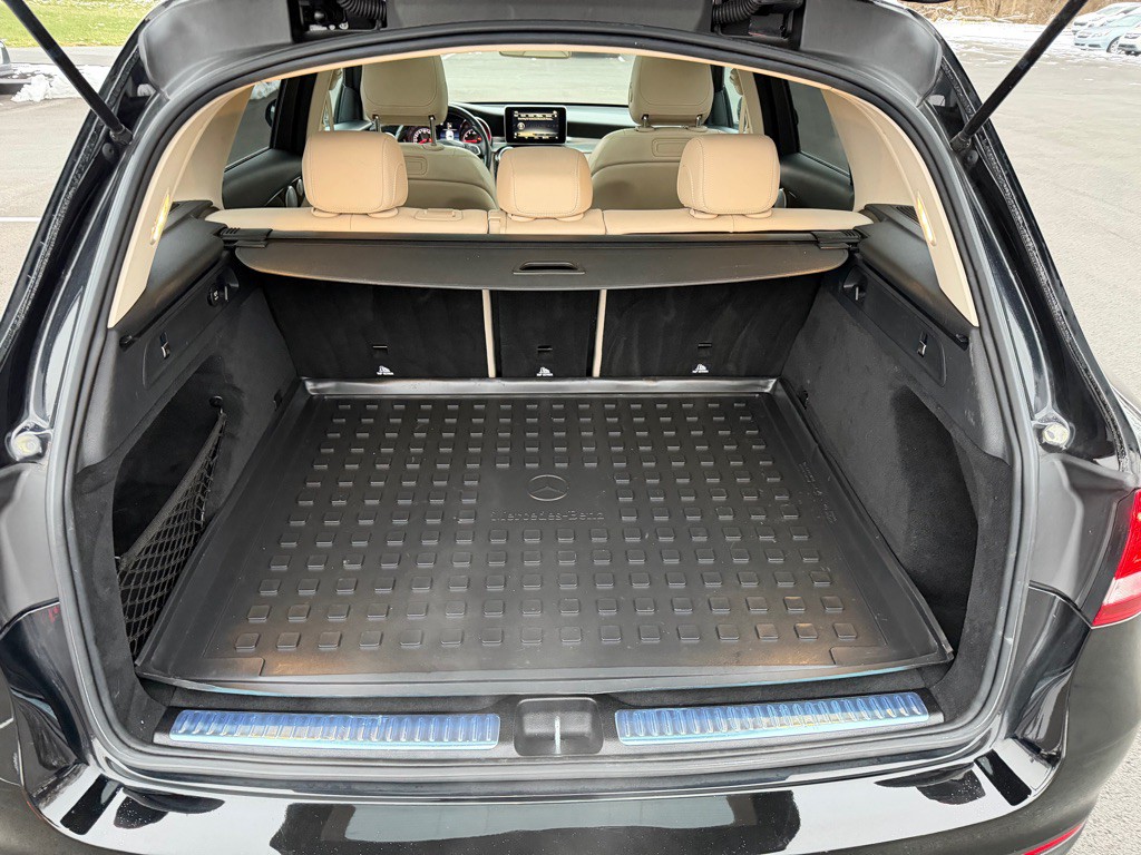 2018 Mercedes-Benz GLC-Class Image 47