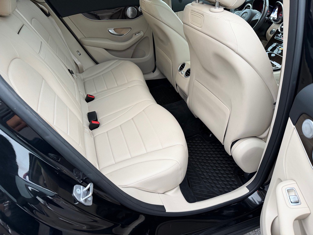 2018 Mercedes-Benz GLC-Class Image 49