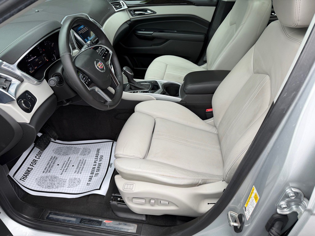 2013 Cadillac SRX Image 13