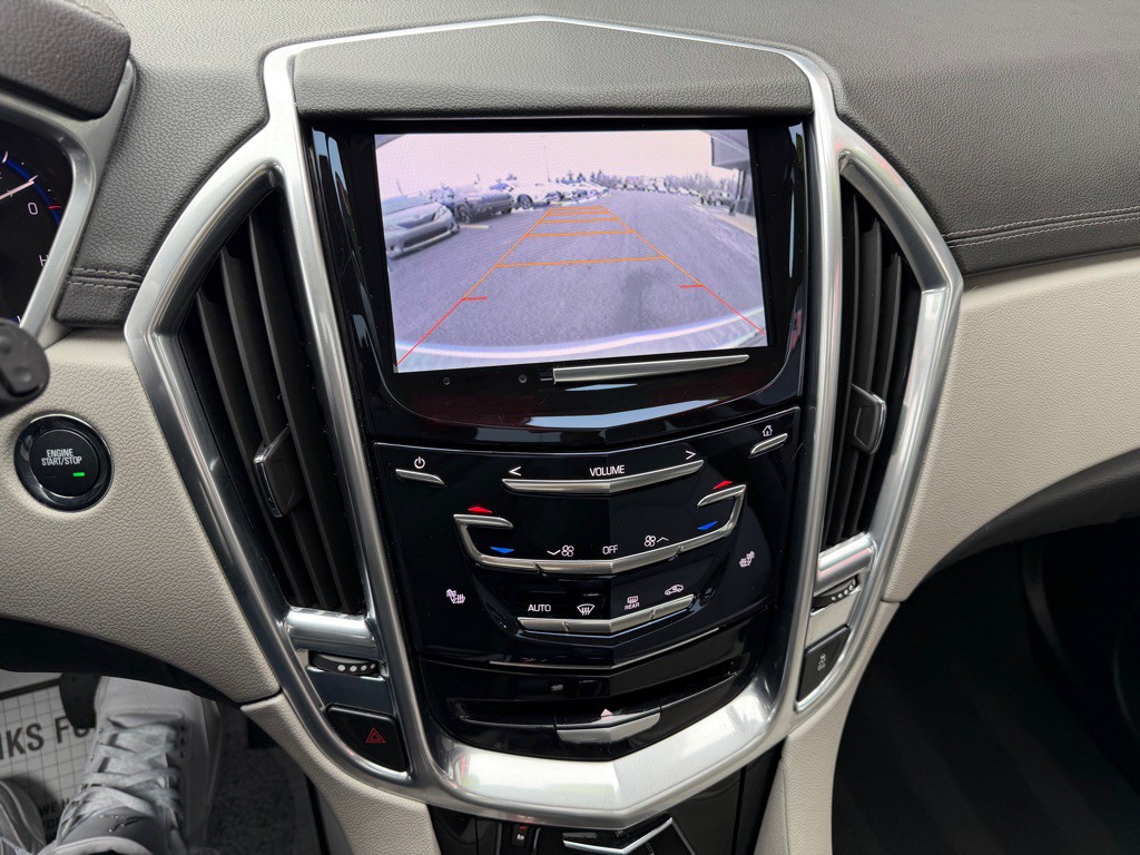 2013 Cadillac SRX Image 17