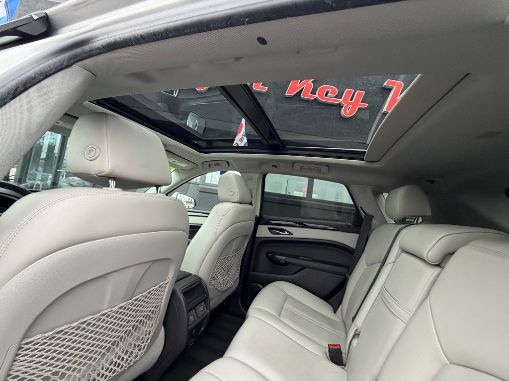 2013 Cadillac SRX Image 19