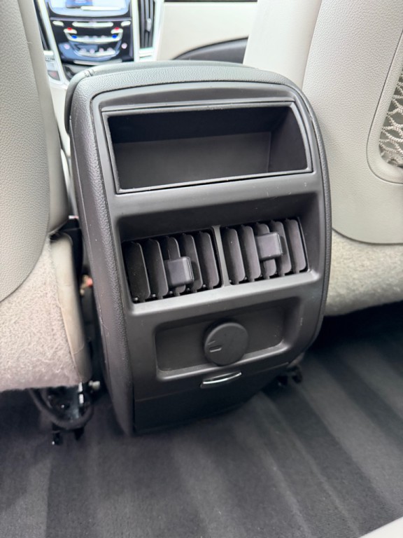 2013 Cadillac SRX Image 22