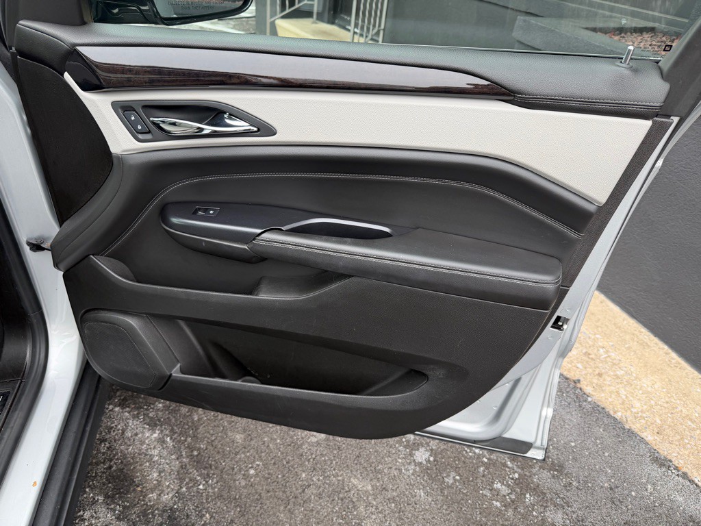 2013 Cadillac SRX Image 27