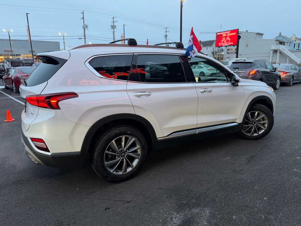 2019 Hyundai Santa Fe Image 7
