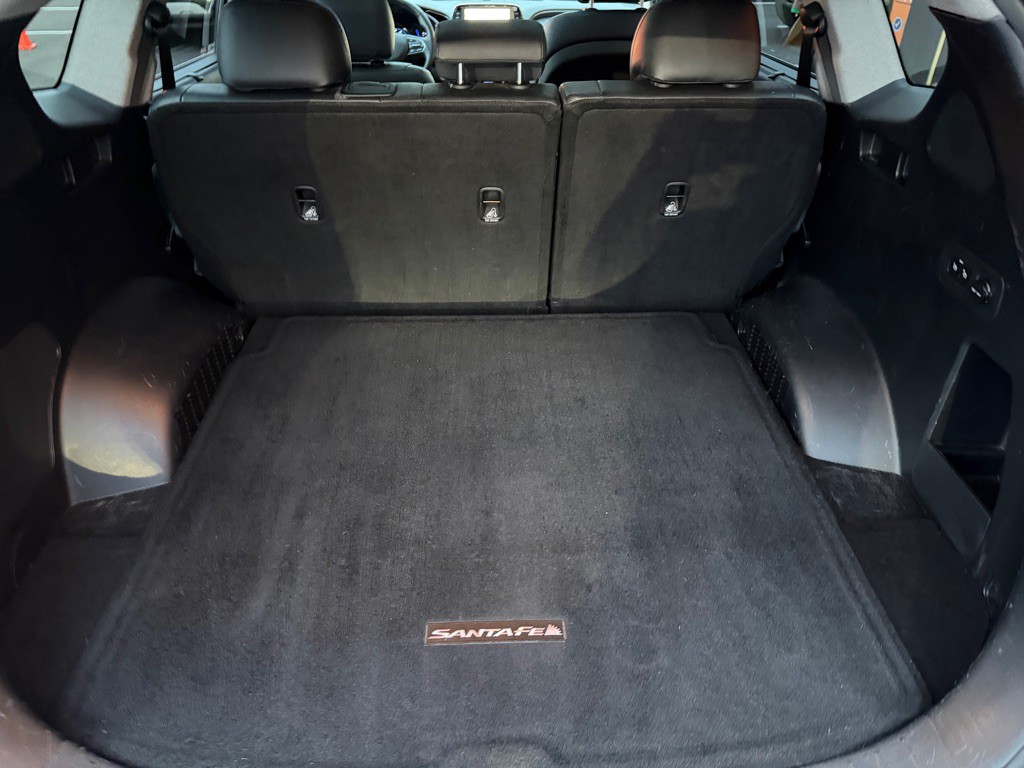 2019 Hyundai Santa Fe Image 24