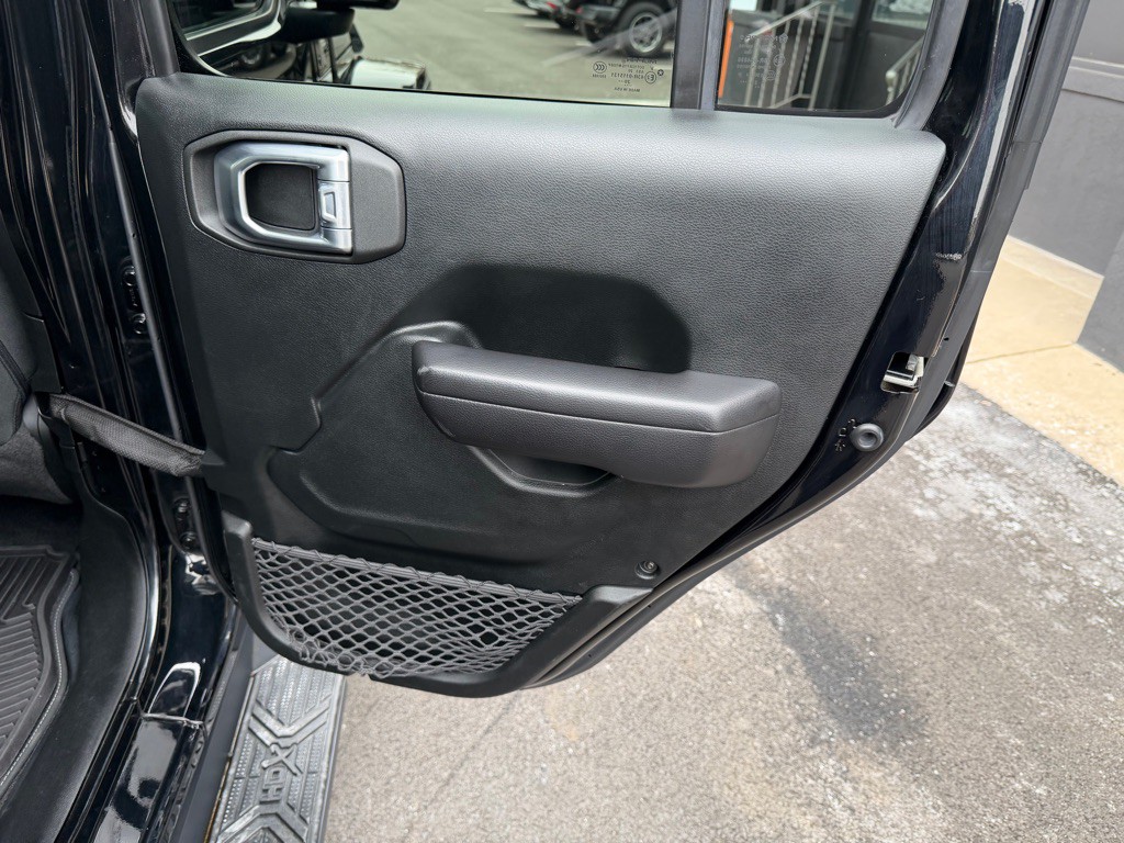 2021 Jeep Wrangler Unlimited Image 24