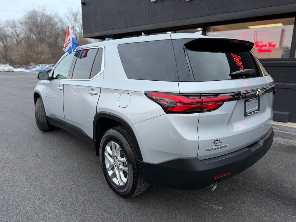 2022 Chevrolet Traverse Image 4