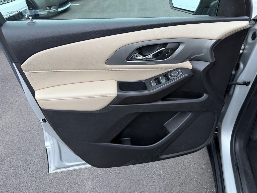 2022 Chevrolet Traverse Image 11