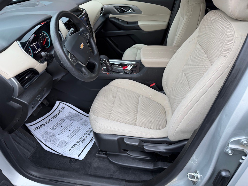 2022 Chevrolet Traverse Image 12