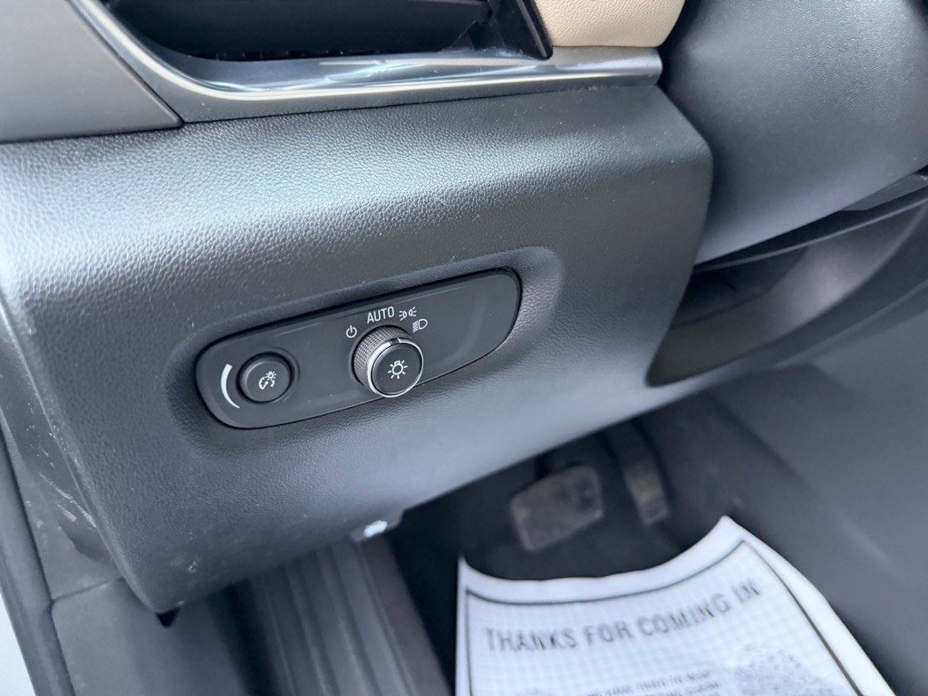 2022 Chevrolet Traverse Image 13