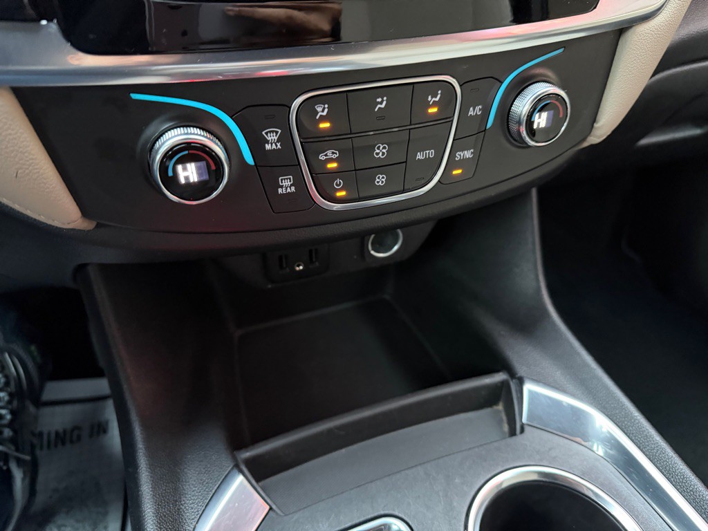 2022 Chevrolet Traverse Image 17