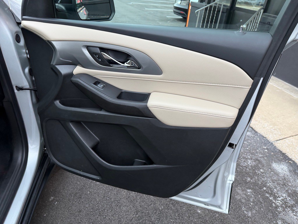 2022 Chevrolet Traverse Image 28