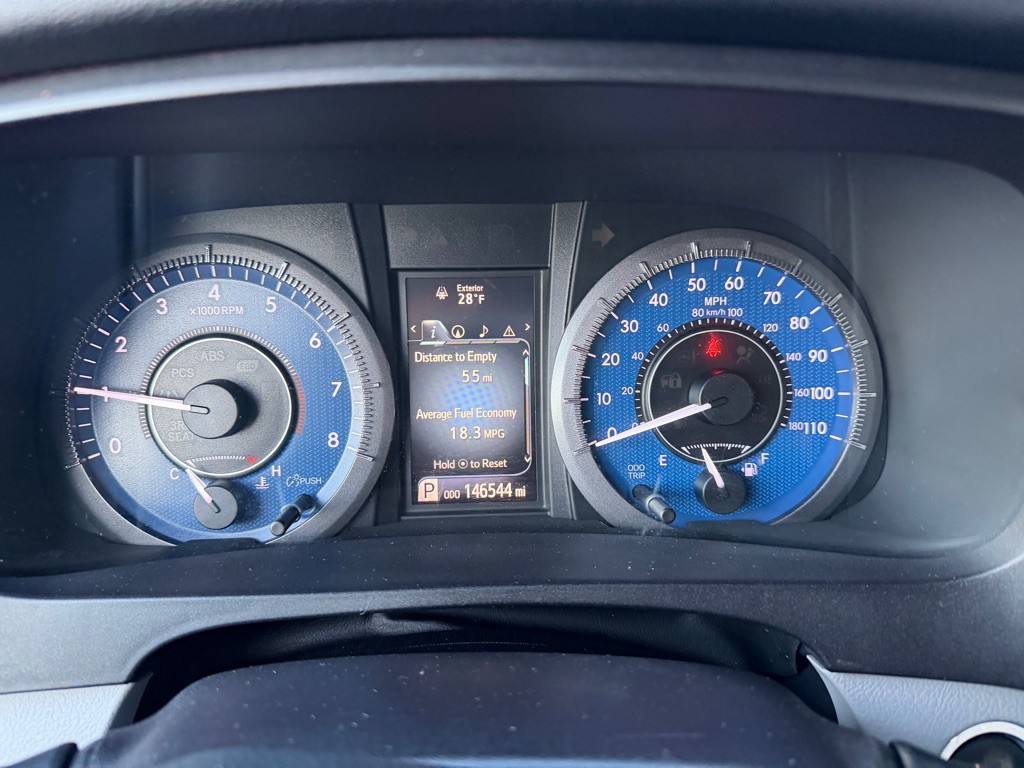 2015 Toyota Sienna Image 15