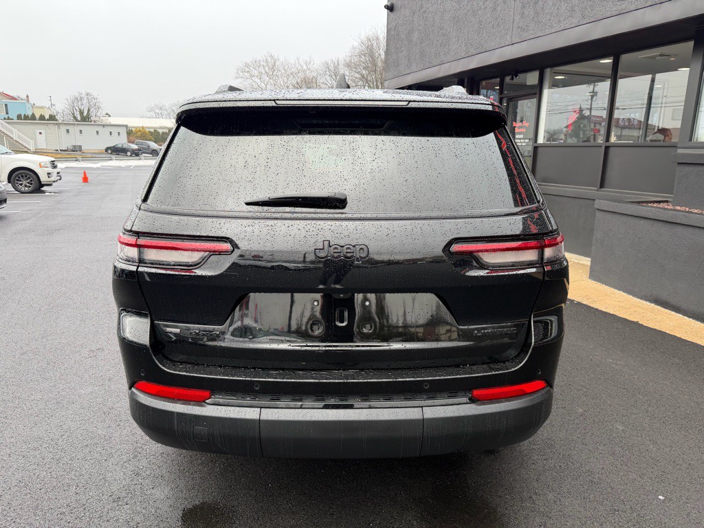 2022 Jeep Grand Cherokee Image 5