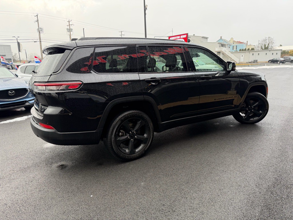 2022 Jeep Grand Cherokee Image 7