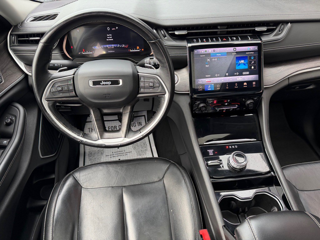 2022 Jeep Grand Cherokee Image 11