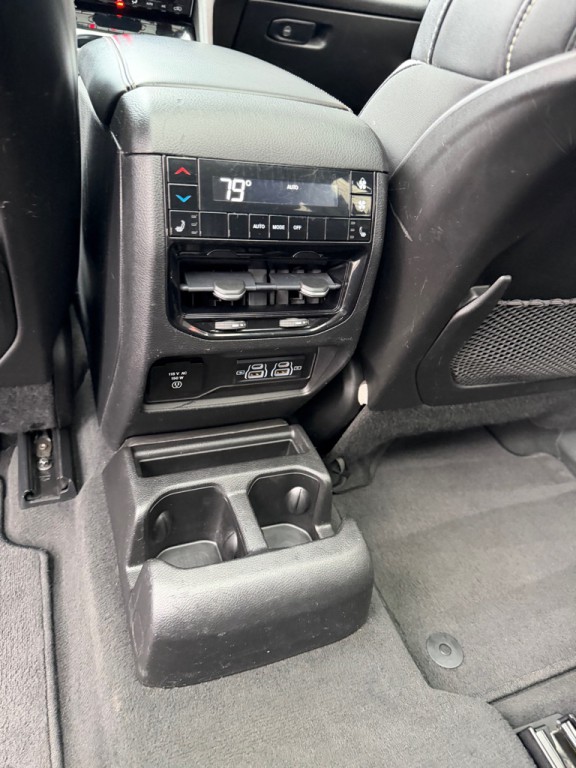 2022 Jeep Grand Cherokee Image 22