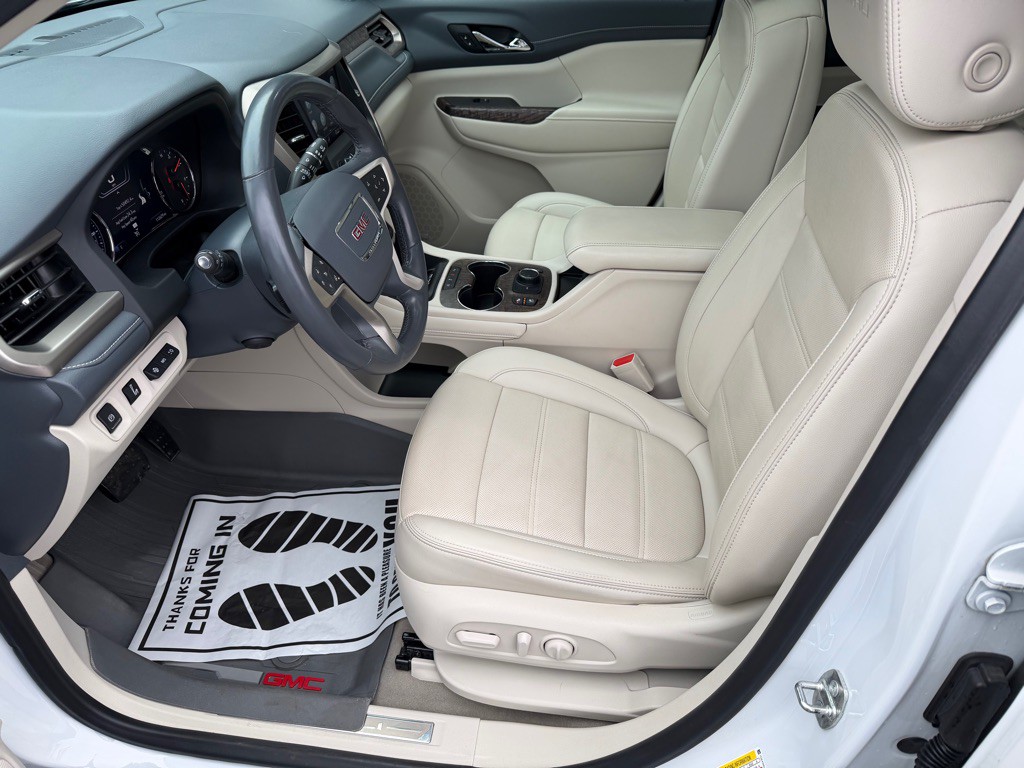 2021 GMC Acadia Image 14