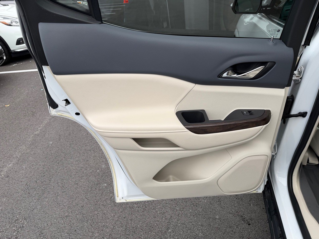 2021 GMC Acadia Image 21