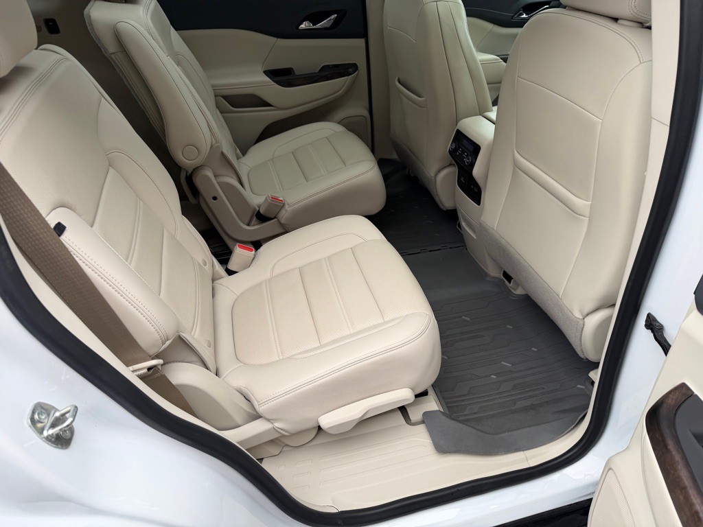 2021 GMC Acadia Image 29