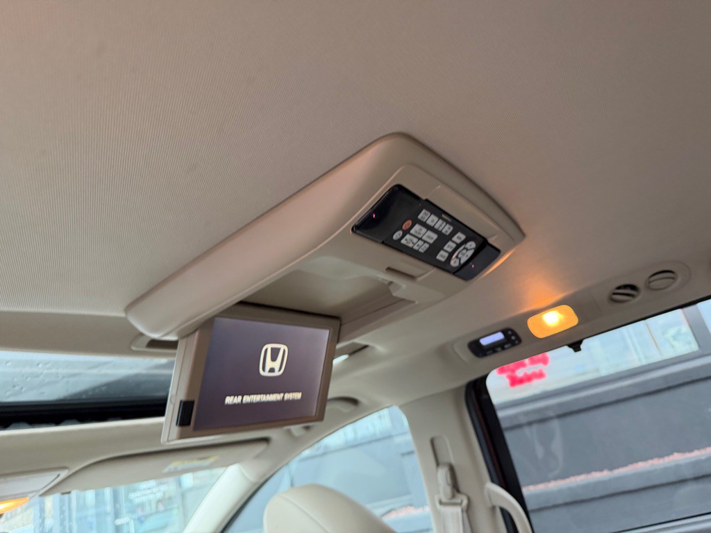 2015 Honda Odyssey Image 23