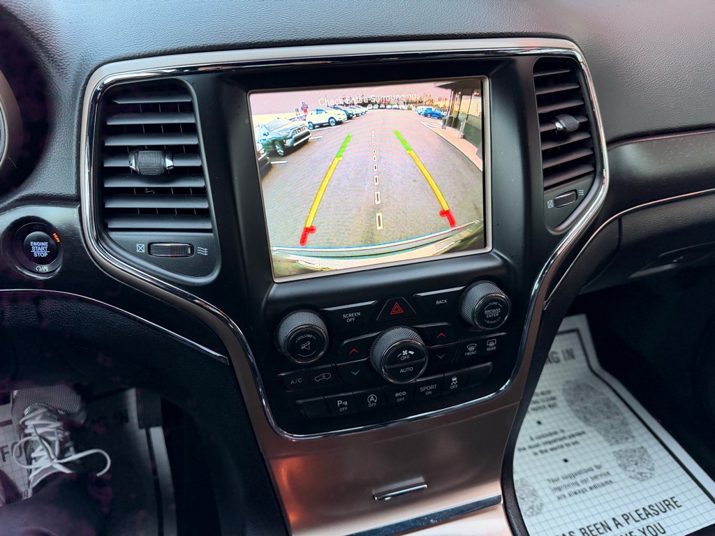 2016 Jeep Grand Cherokee Image 17