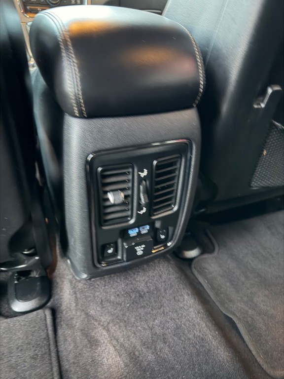 2016 Jeep Grand Cherokee Image 21