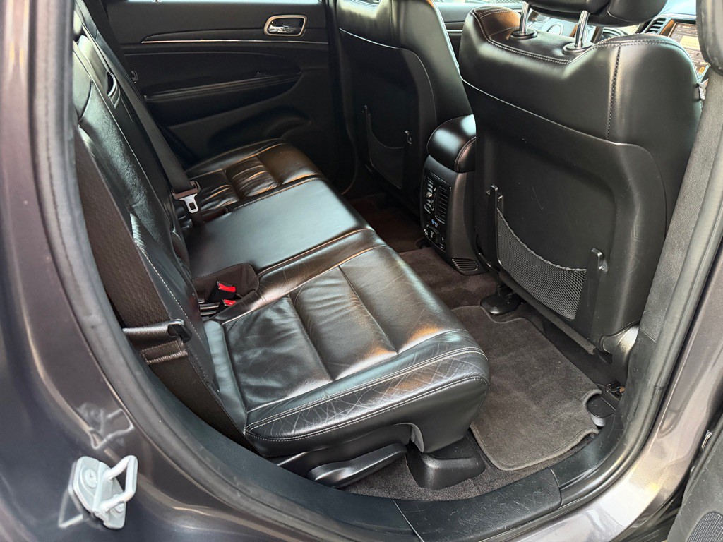 2016 Jeep Grand Cherokee Image 25