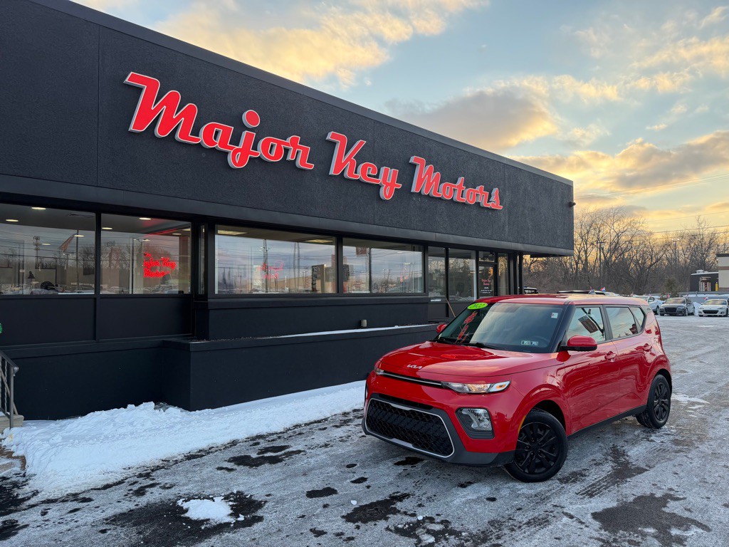 2022 Kia Soul Image 1