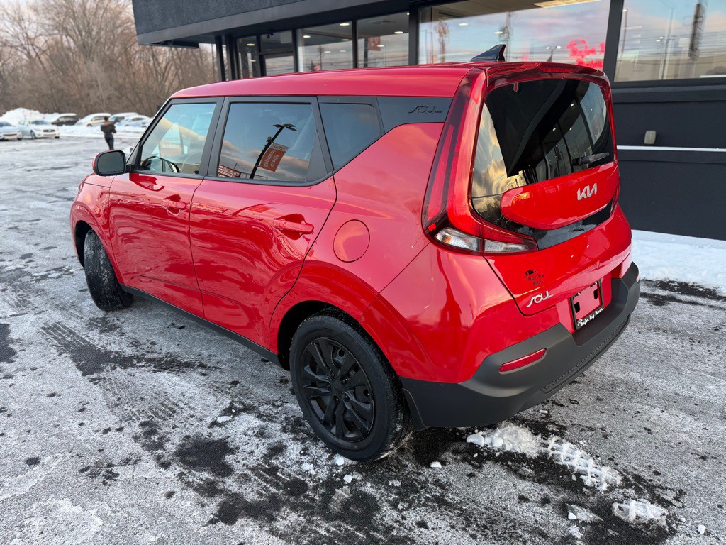 2022 Kia Soul Image 4