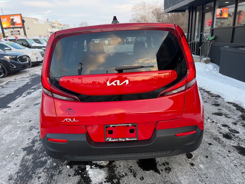 2022 Kia Soul Image 5