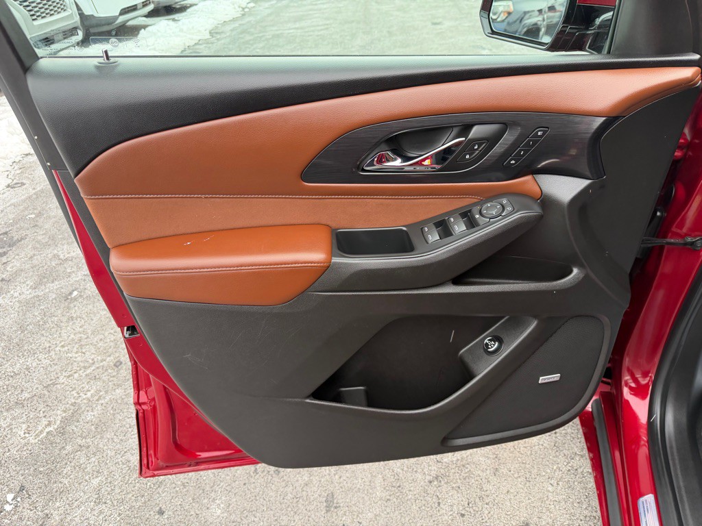 2018 Chevrolet Traverse Image 12