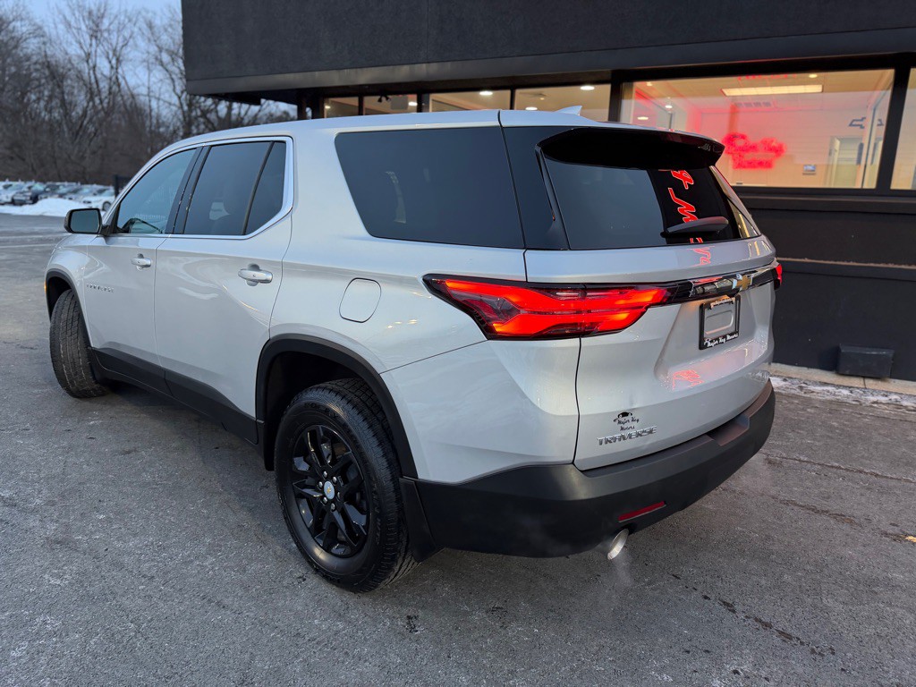 2022 Chevrolet Traverse Image 4