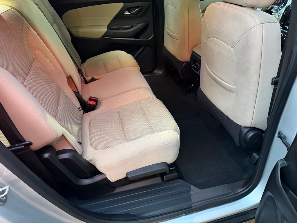 2022 Chevrolet Traverse Image 24